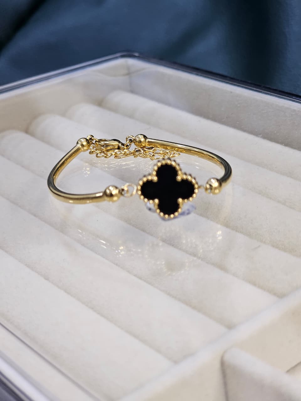 Four leaf clover  bracelet