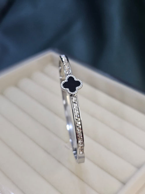 Clover lucky bangle bracelet