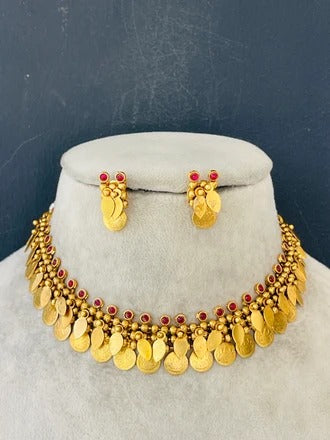 RUBY STONE COIN SINGLE LAYER ELAKKATHALI CHOKER