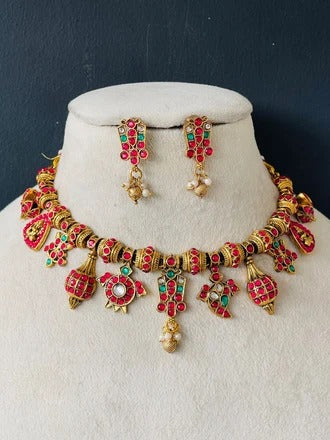 DASAVATHARAM KEMP CHOKER