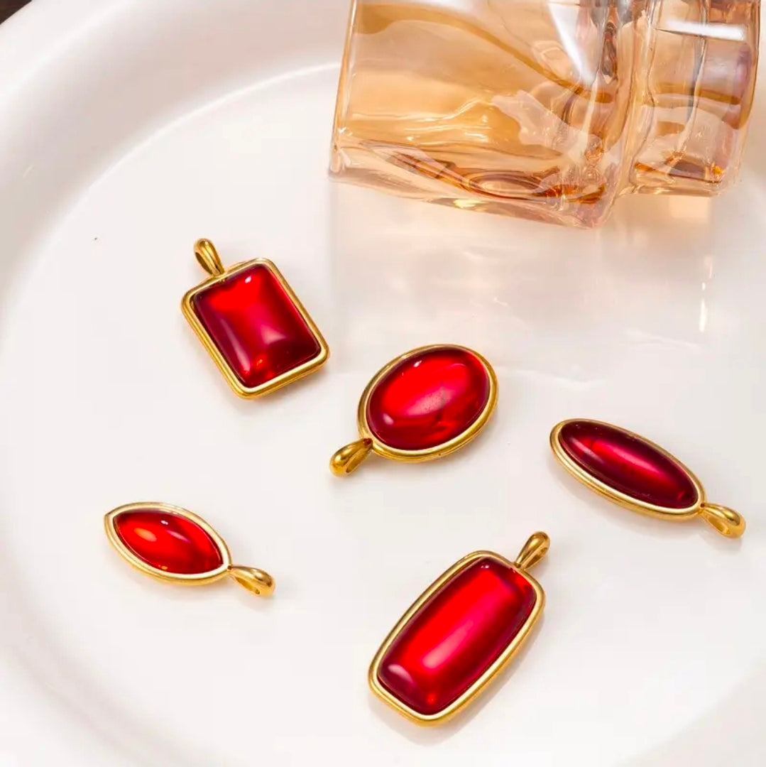 Gold-plated Red Pendant Necklace